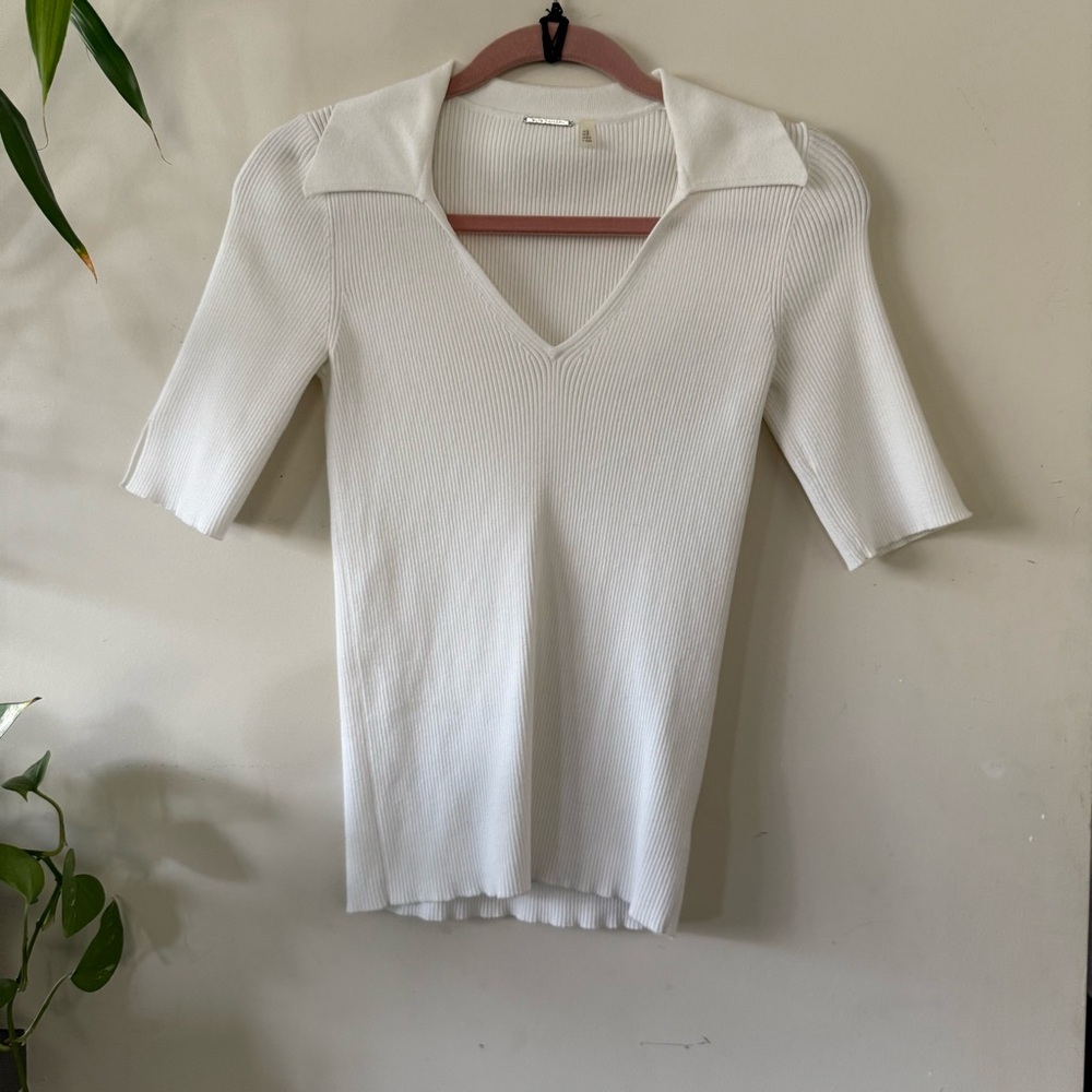 Elie Tahari Ribbed Top